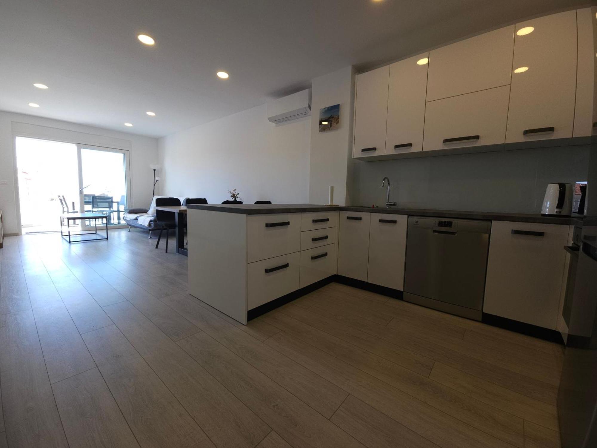 East Apartment *