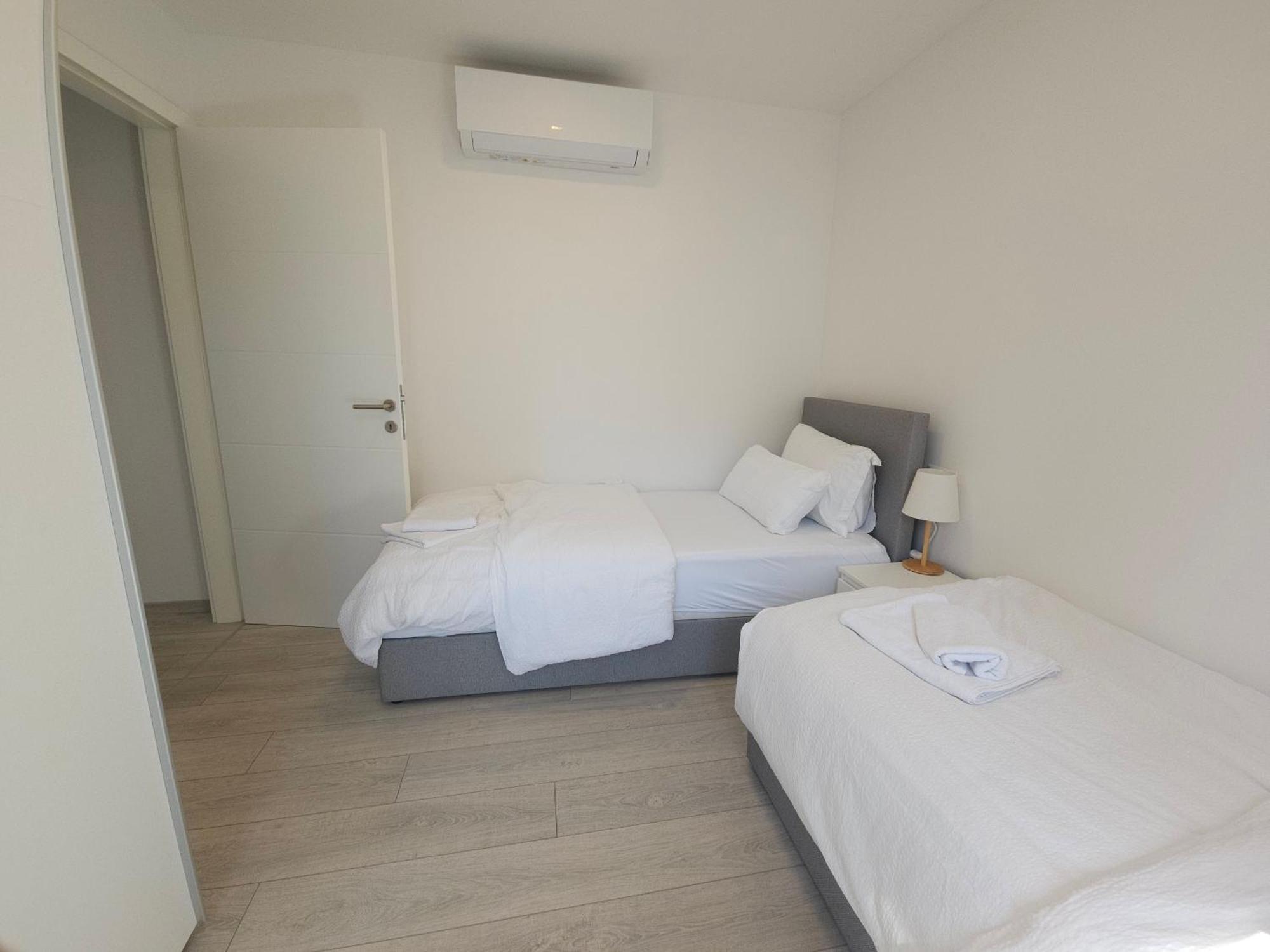 Apartment East *